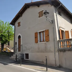 https://corte-brol.hotelinveneto.com