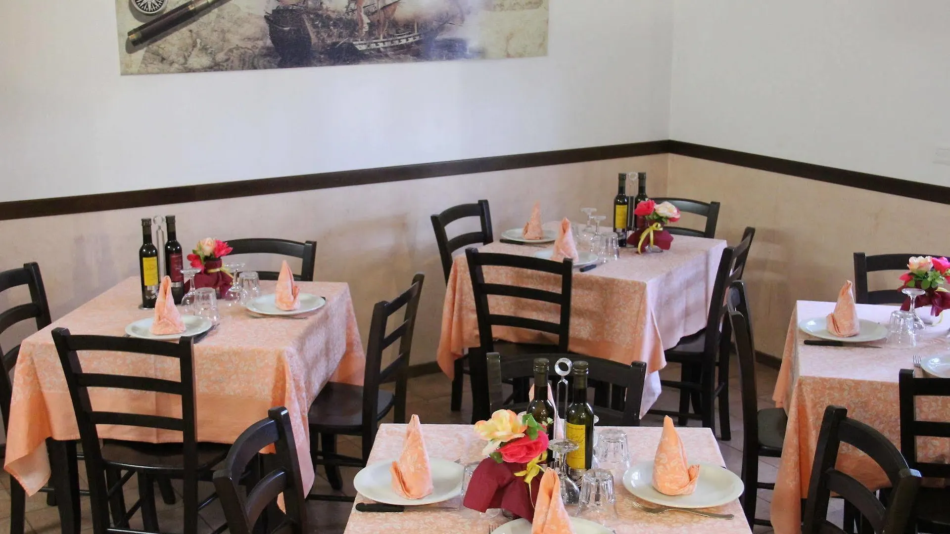 Hotel Il Paese Di Ciribì Ceriale 3*,  Italia